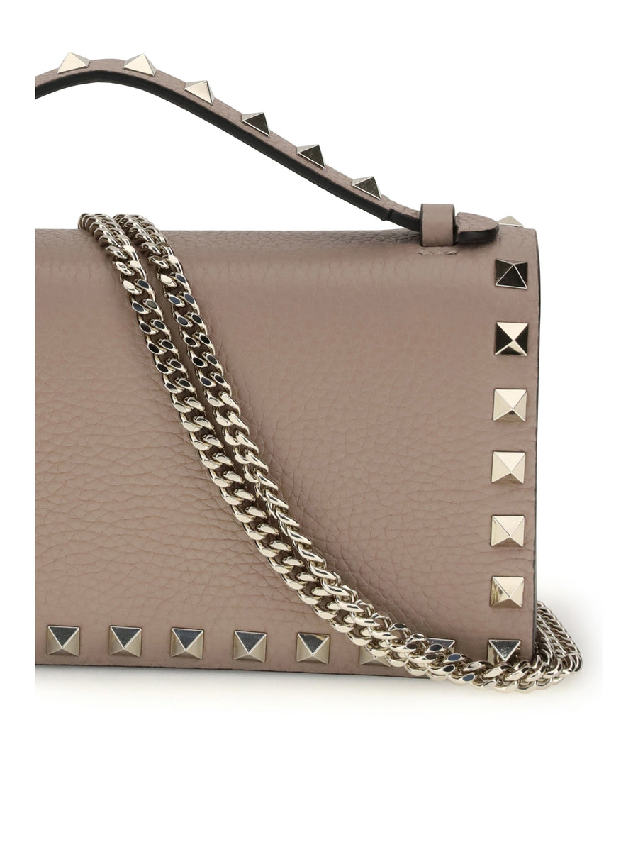 Chain Wallet Rockstud Powder Calf Leather & Purses