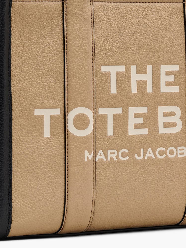 Marc Jacobs 100% Leather tote bag in beige
