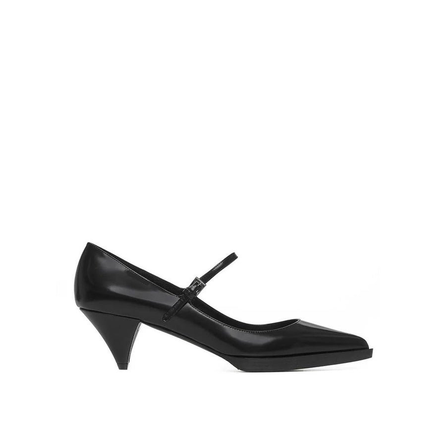 Prada 100% calf leather pump in black