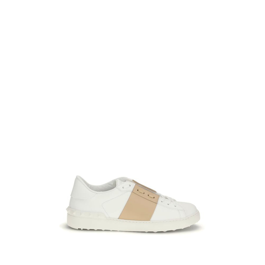 Valentino Garavani Upper: 100% Calf Leather Bos Taurus; Sole: 100% Rubber sneaker in white