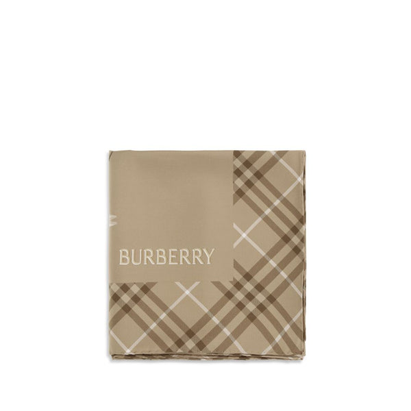Burberry 100% Silk scarf in beige