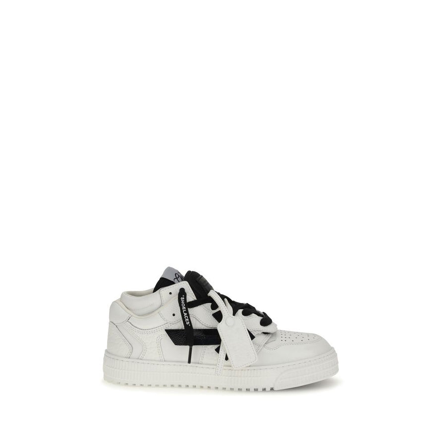 Off-White Upper: 100% Calf Leather Bos Taurus; Sole: 100% Rubber sneaker in white