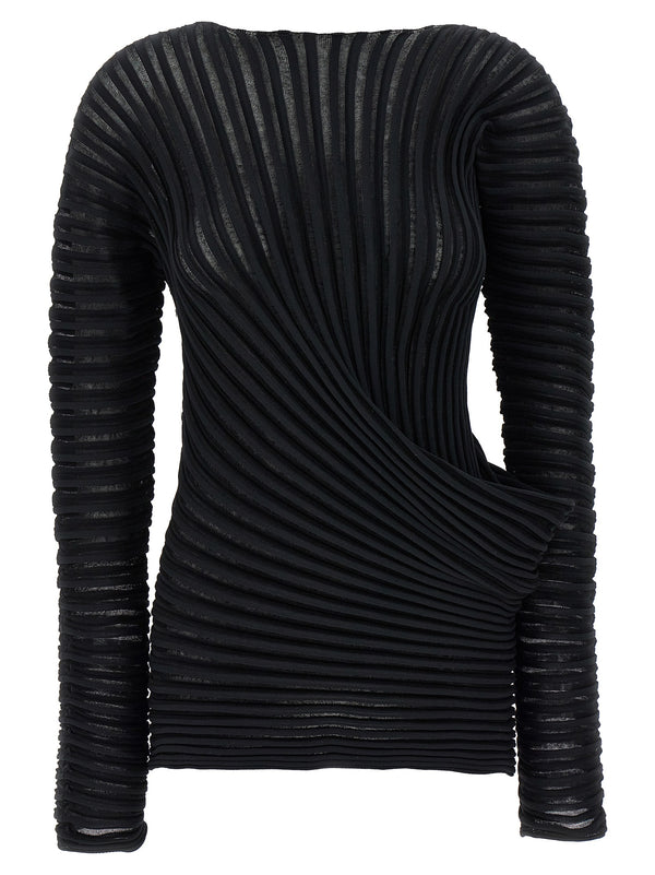 Issey Miyake 52% Polyester blouse in black