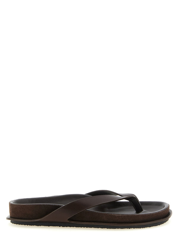 Jacquemus 100% cow leather (Bos Taurus) thong sandal in brown