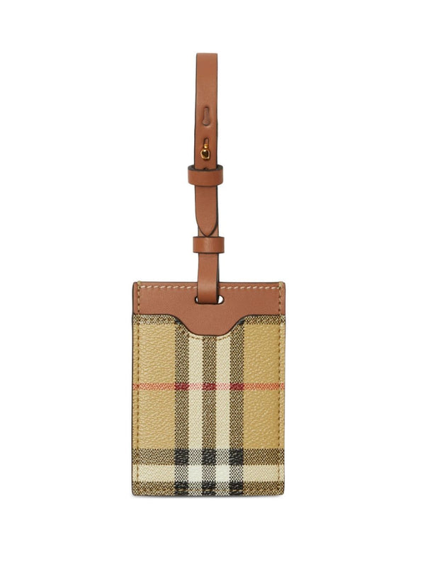 Burberry luggage tag in beige