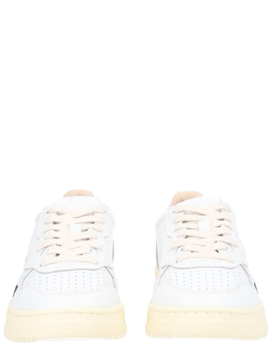 Medalist Low Sneaker White Cow Leather Trainers