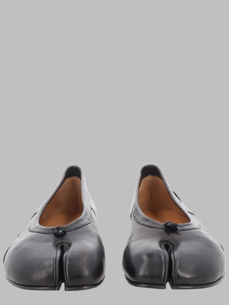 Ballerina Tabi Black Leather Flats
