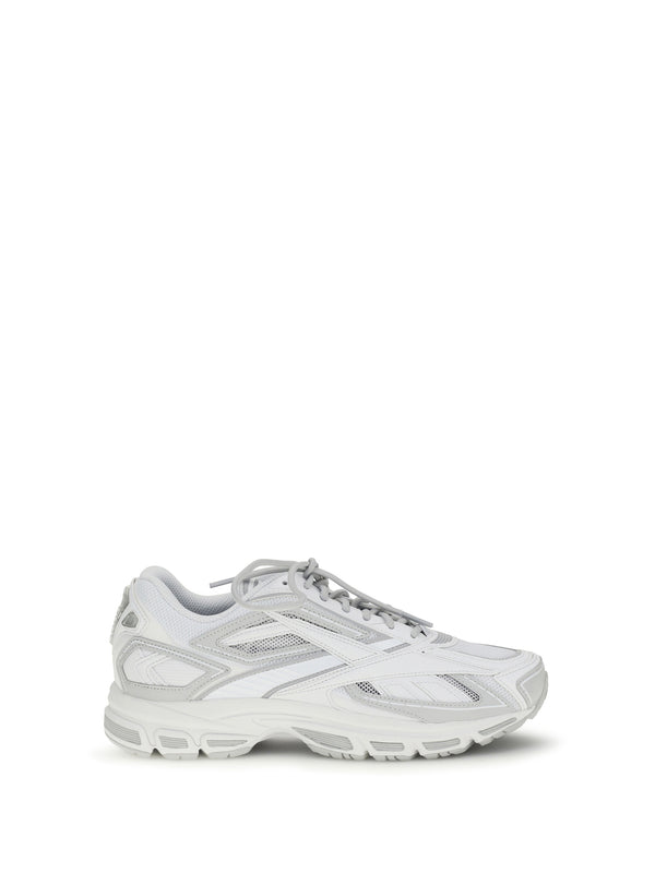 Reebok Upper: 20% Cotton sneaker in white