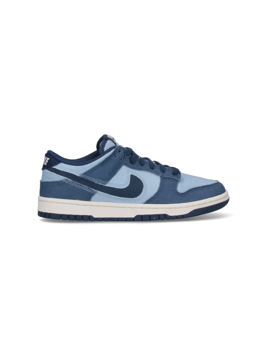 Nike Canvas sneaker in blue