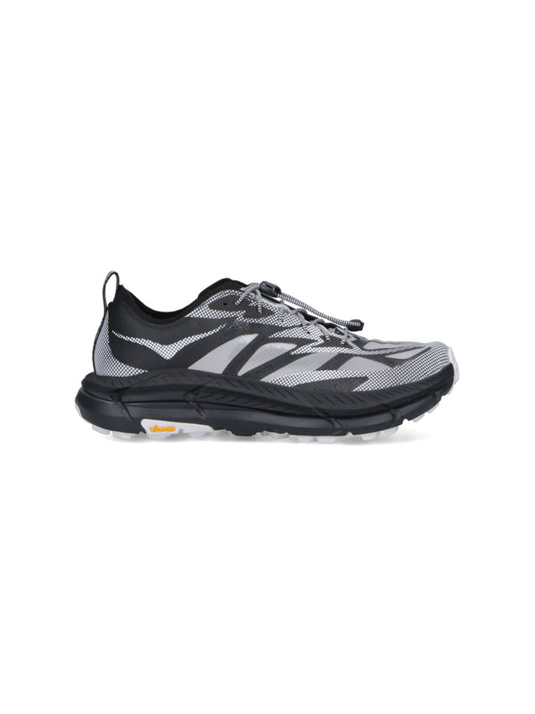 Hoka Upper: 98% Textile sneaker in black