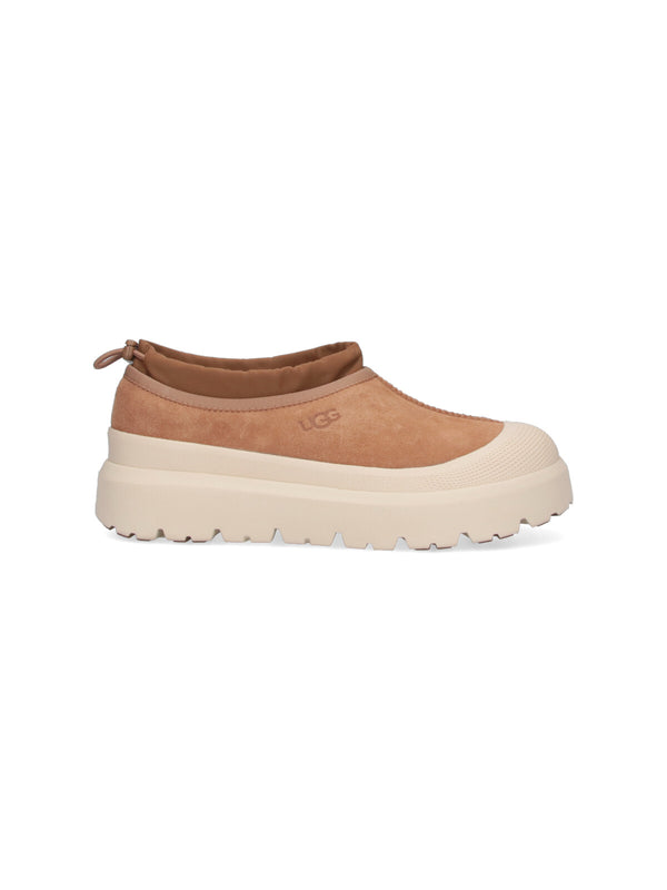 UGG Upper: 53% Leather flat in tan