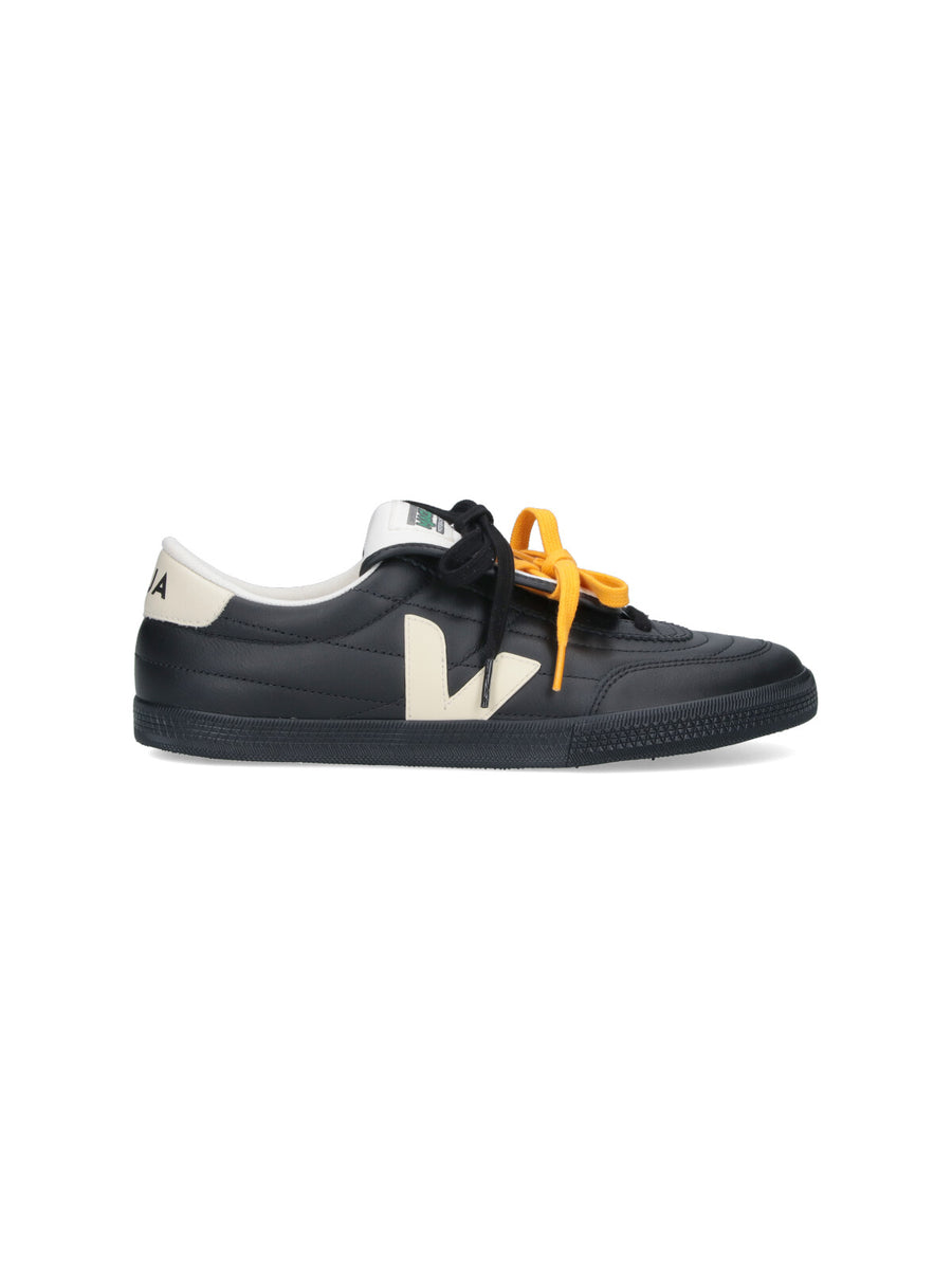 Veja Upper: 100% Leather sneakers in black
