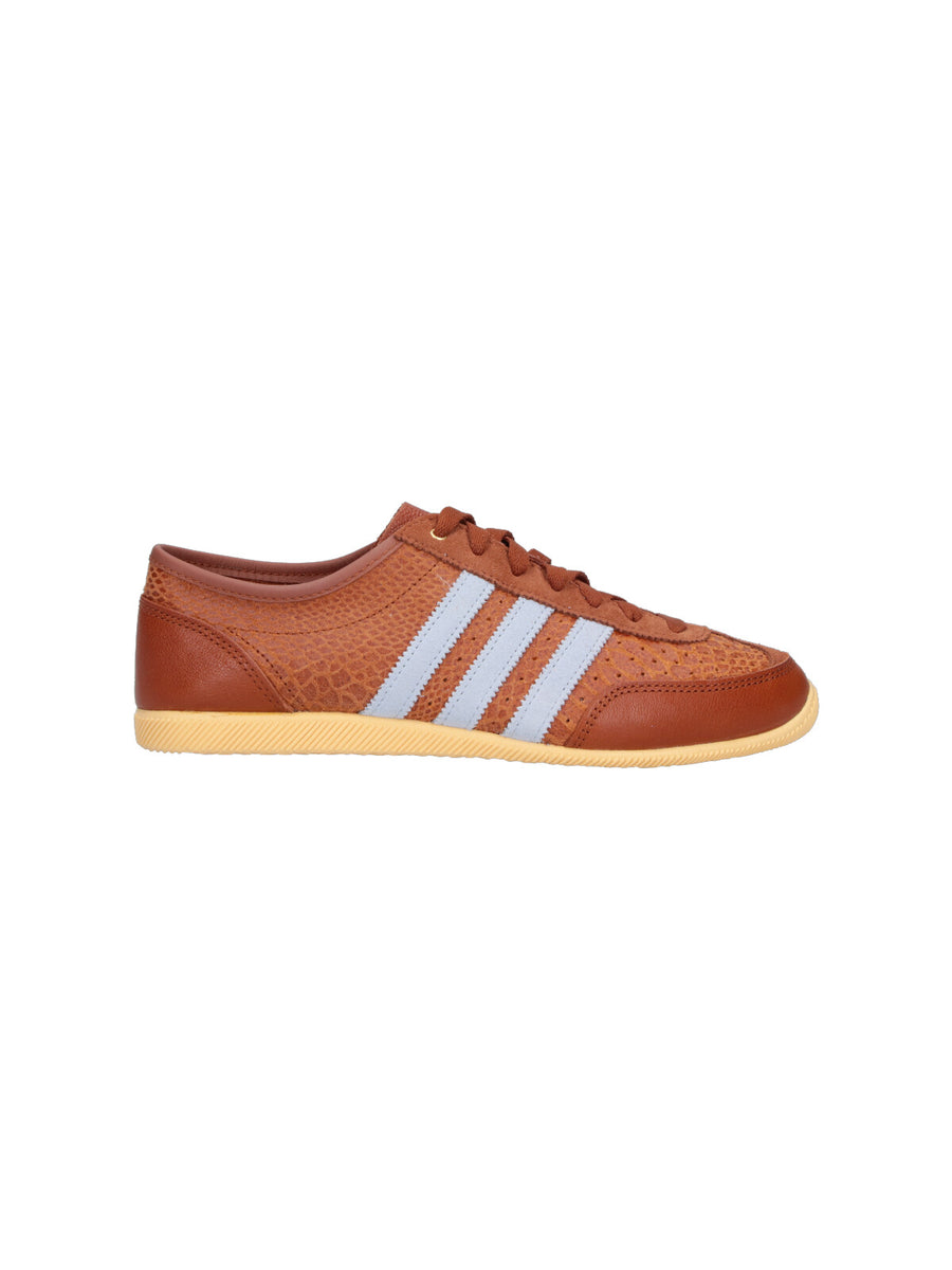Adidas 100% Leather sneakers in brown