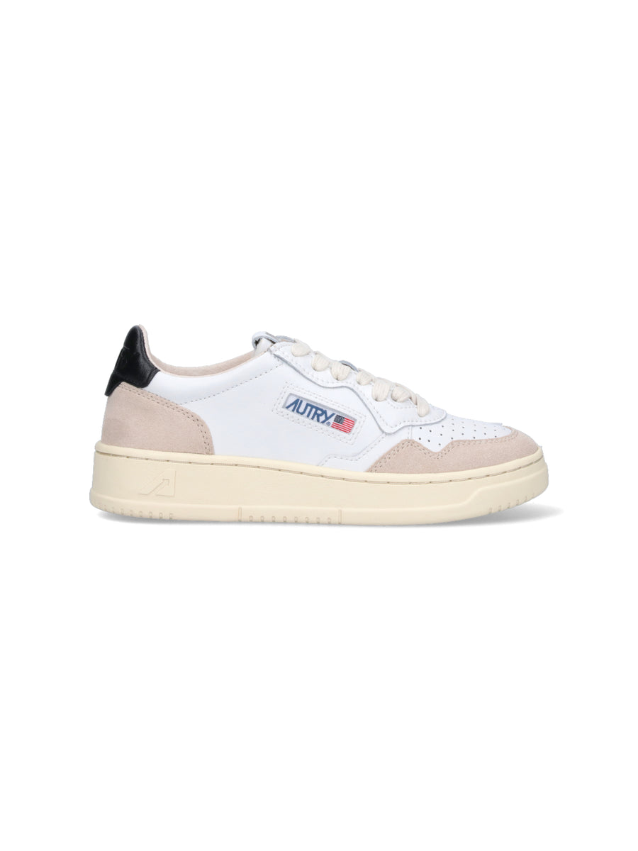 Autry Upper: 70% Cow Leather sneaker in white
