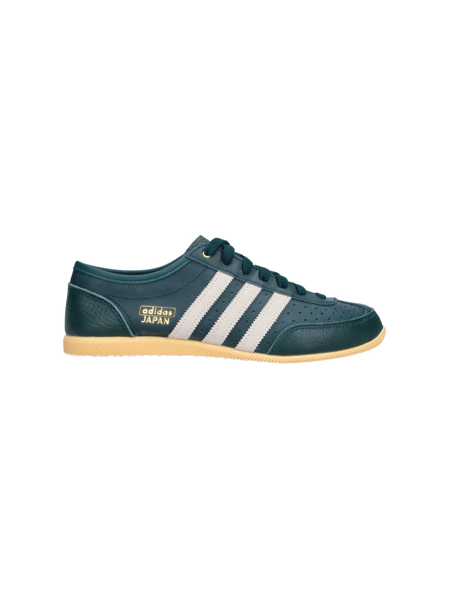 Adidas 100% Leather sneaker in green