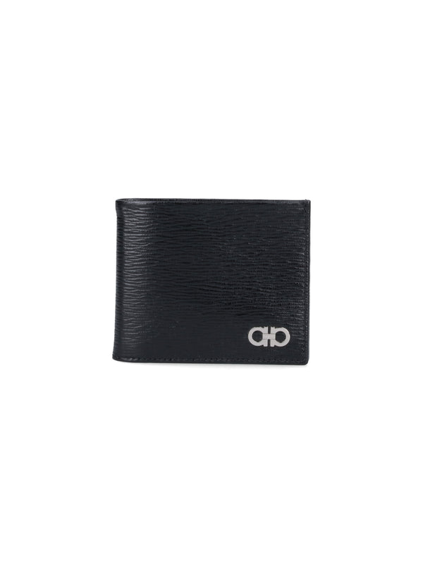 Ferragamo 100% Calf Skin wallet in black