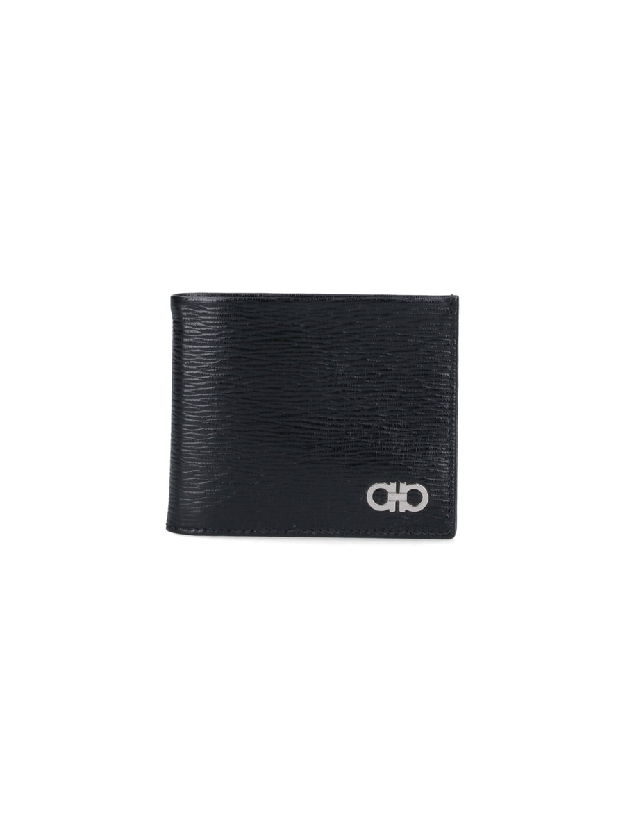 Ferragamo 100% Calf Skin wallet in black