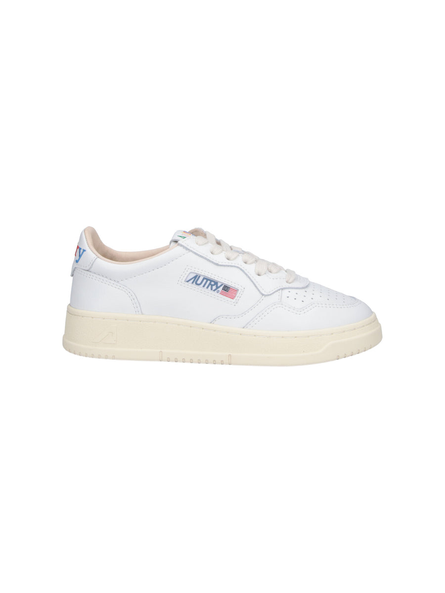 Autry Upper: 100% Cow Leather sneaker in white