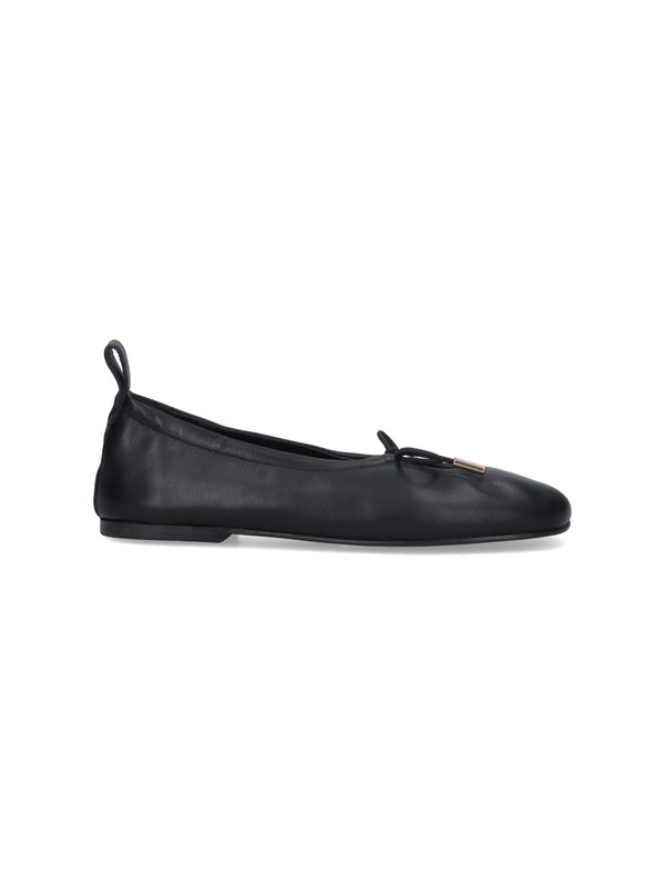 Alohas Upper: 100% Sheep Leather ballet flat in black