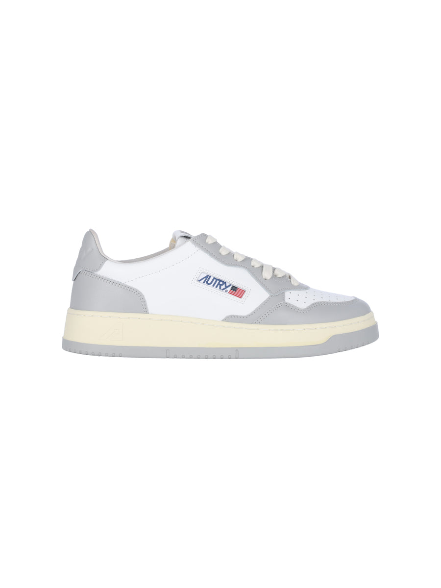 Autry Upper: 100% Cow Leather sneaker in white