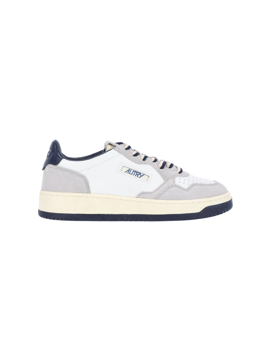 Autry Upper: 100% Cow Leather sneaker in white