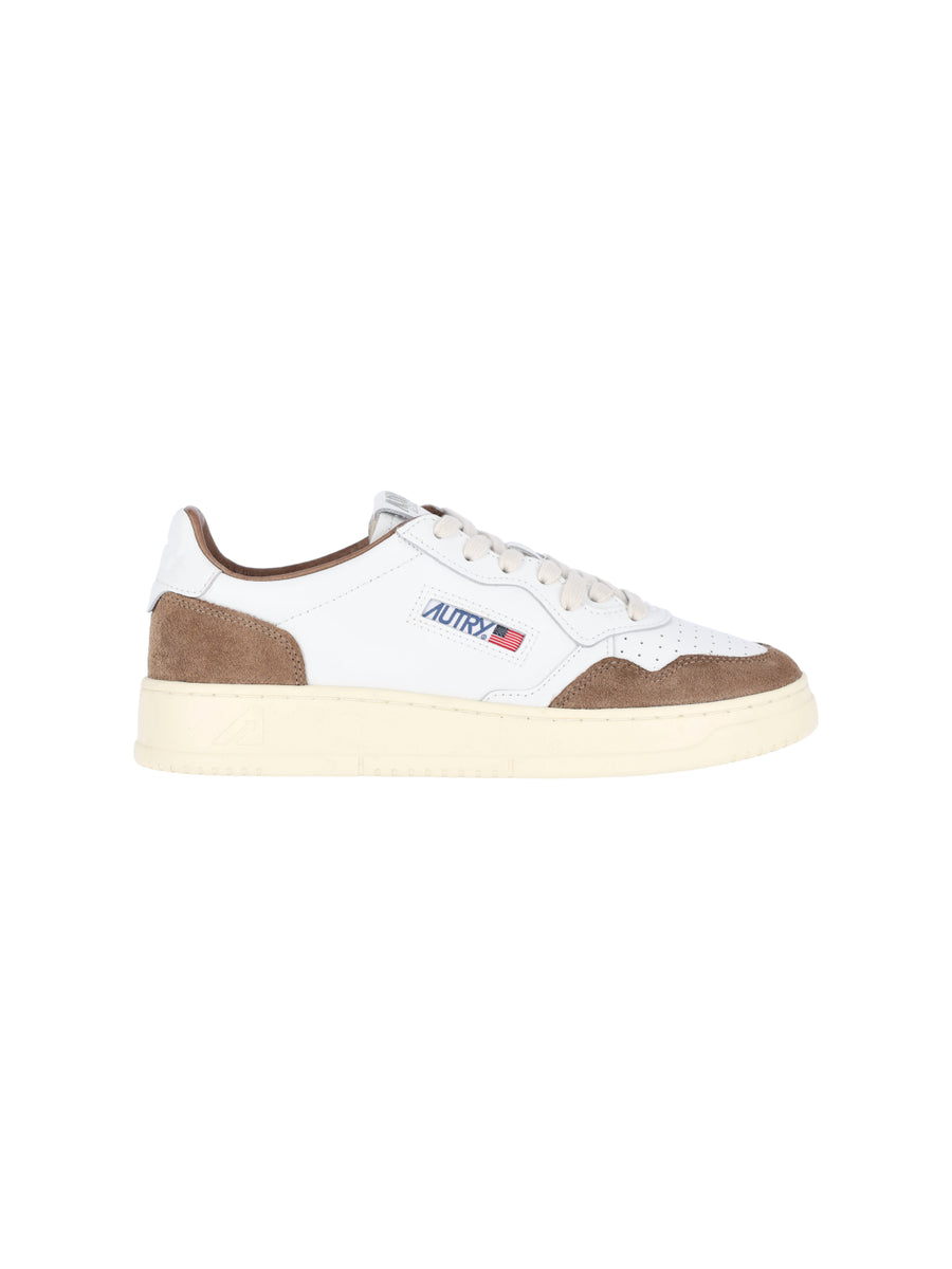 Autry Upper: 80% Cow Leather sneaker in white