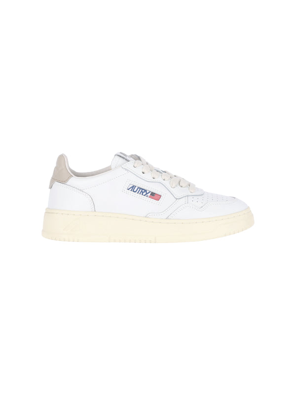 Autry Upper: 100% Cow Leather sneaker in white
