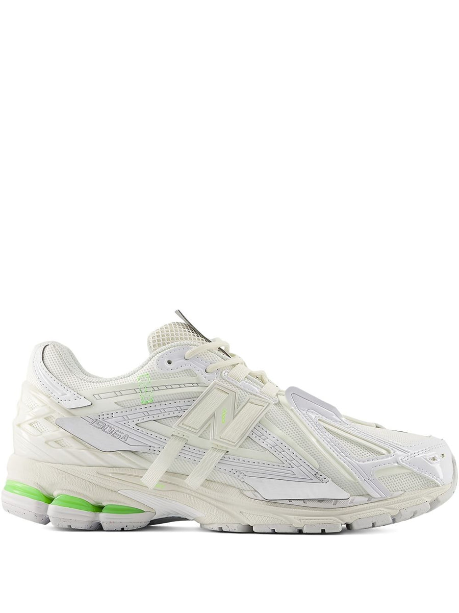 New Balance Sneaker — White