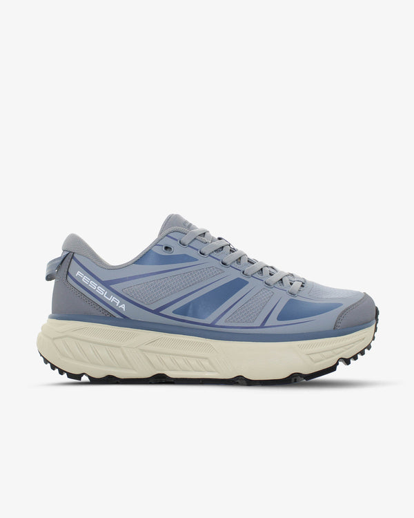 Fessura Italia Mesh and rubber uppers sneaker in blue