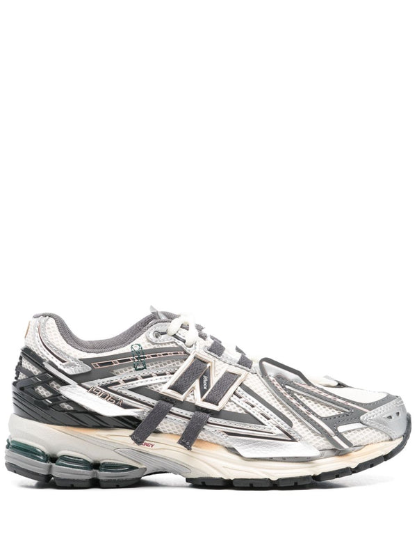 حذاء رياضي New Balance 1906R — فضي