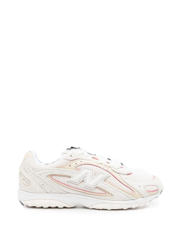 حذاء سنيكرز بانيلد جلد من New Balance — بيج