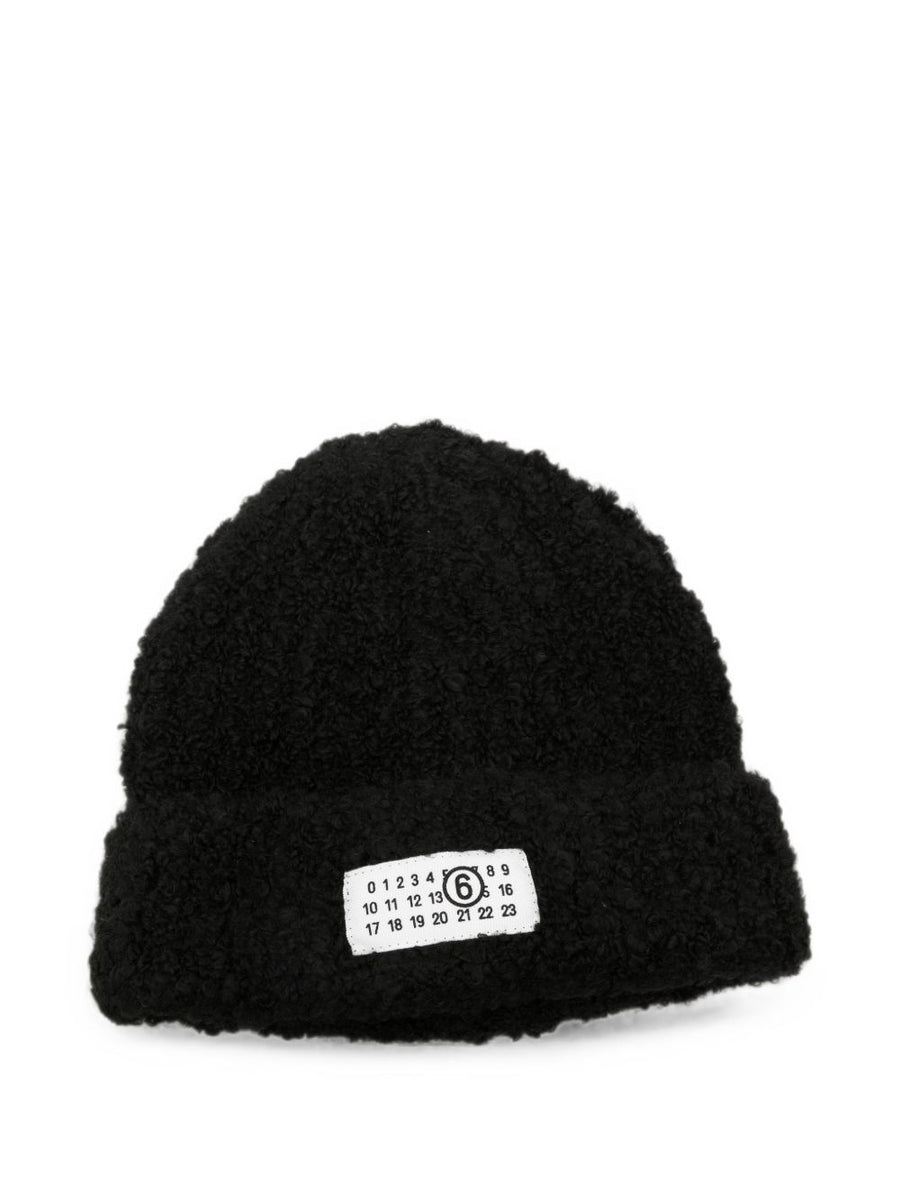 MM6 Maison Margiela Logo-Patch Knit Beanie — Black
