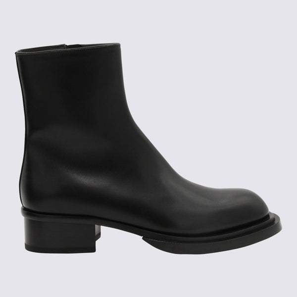 Alexander McQueen Leather upper boot in black