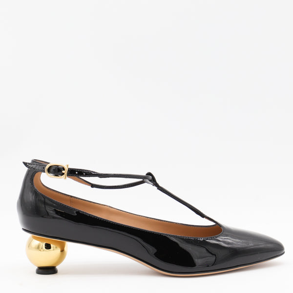 Ferragamo Patent leather upper heel in black