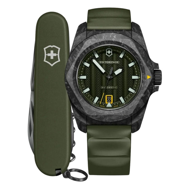 Victorinox Carbon case watch in green