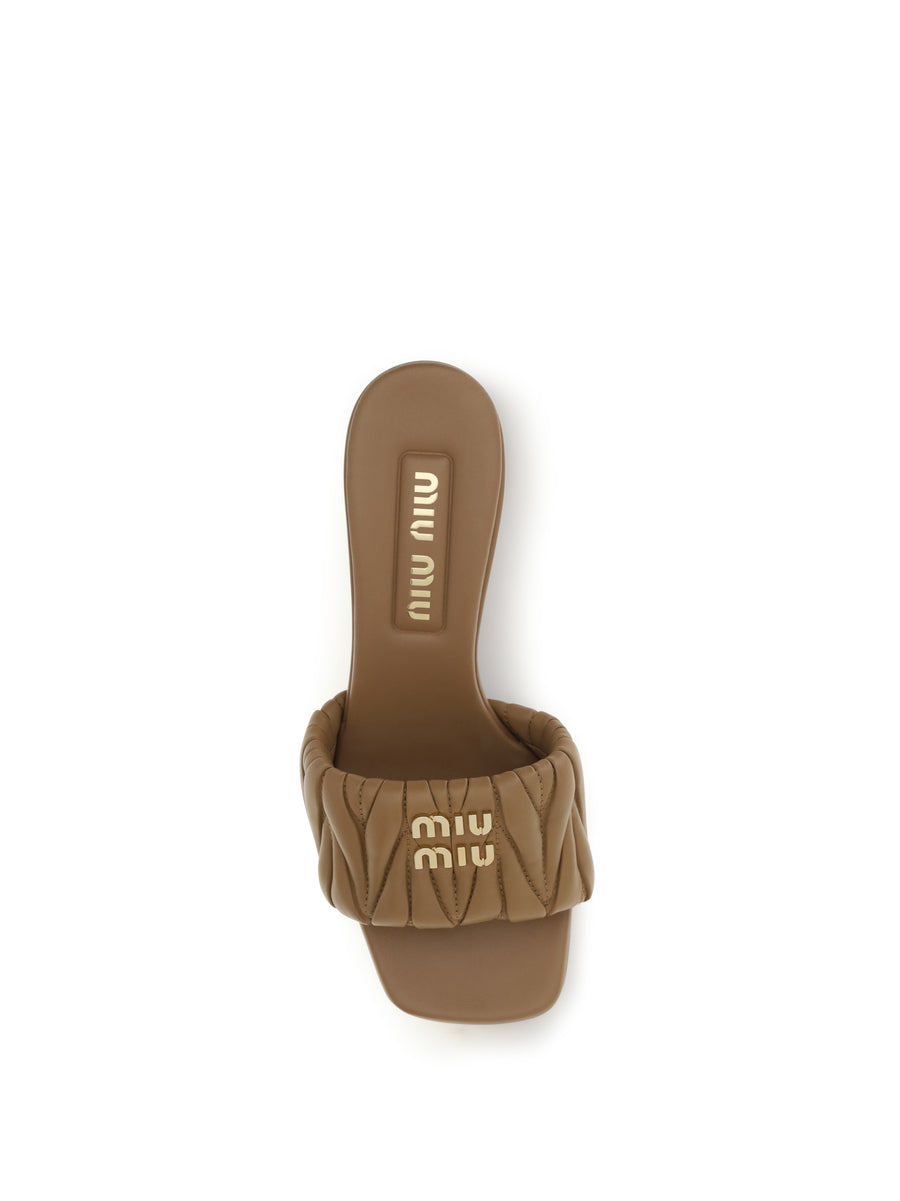 Sandals Logo Plaque Caramel Lambskin Upper Lamb (ovis Aries)