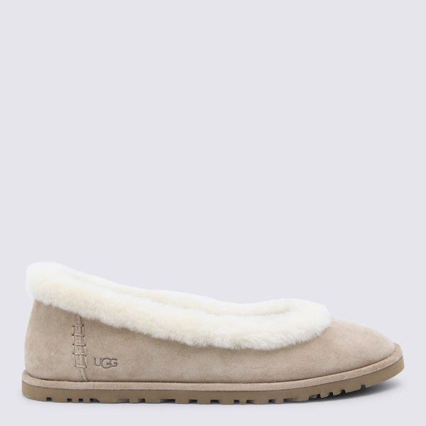 UGG Suede upper flat in beige