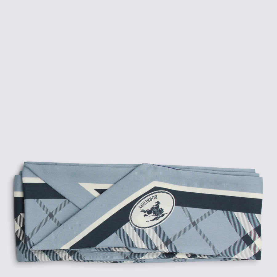Burberry 100% Silk scarf in blue