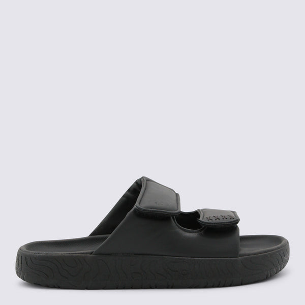 Veja Neoprene/Rubber sole slide sandal in black