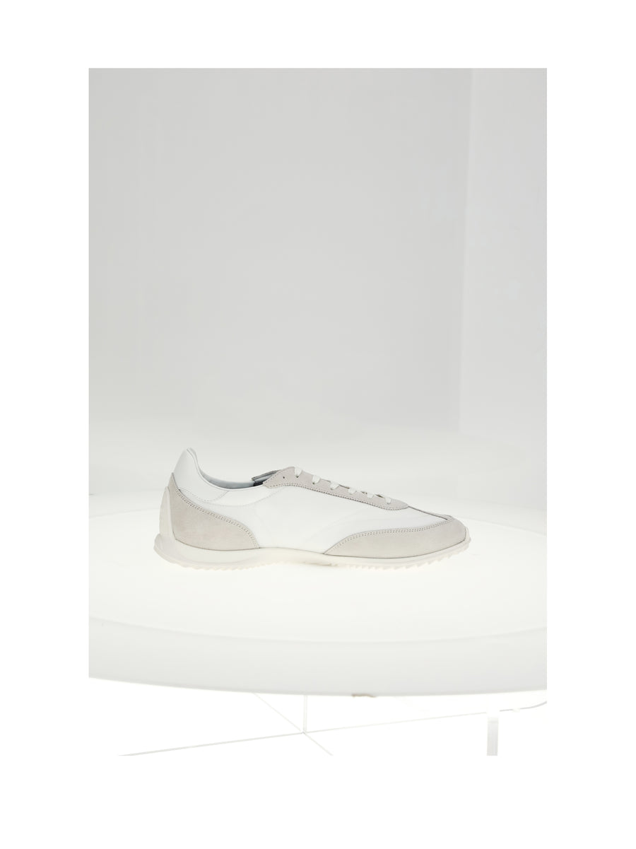 Low Lace-Up Sneaker Triomph White Upper Polyester Trainers