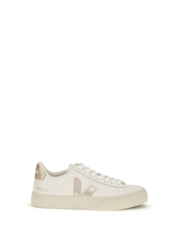 Veja Upper: 100% calf leather; Sole: 100% rubber sneaker in white