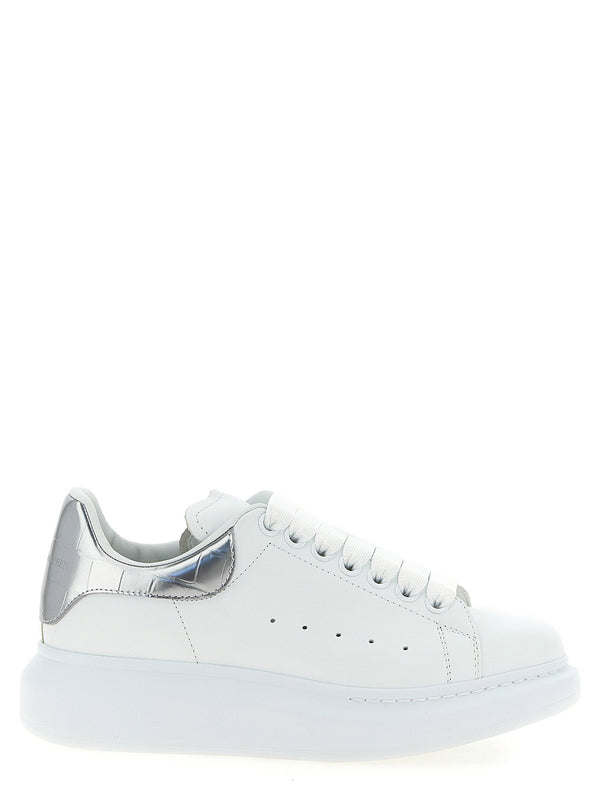 Alexander McQueen لاري سنيكر — أبيض