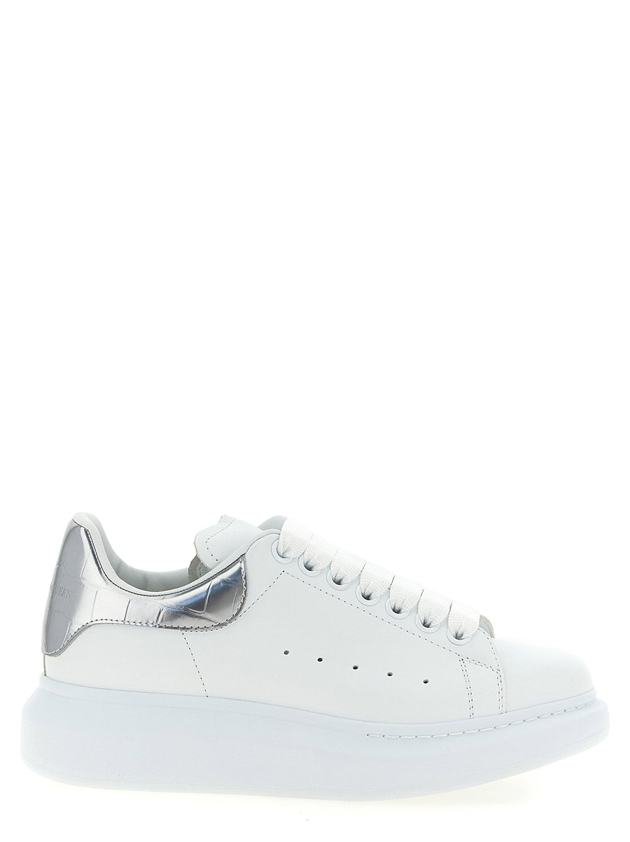 Alexander McQueen لاري سنيكر — أبيض