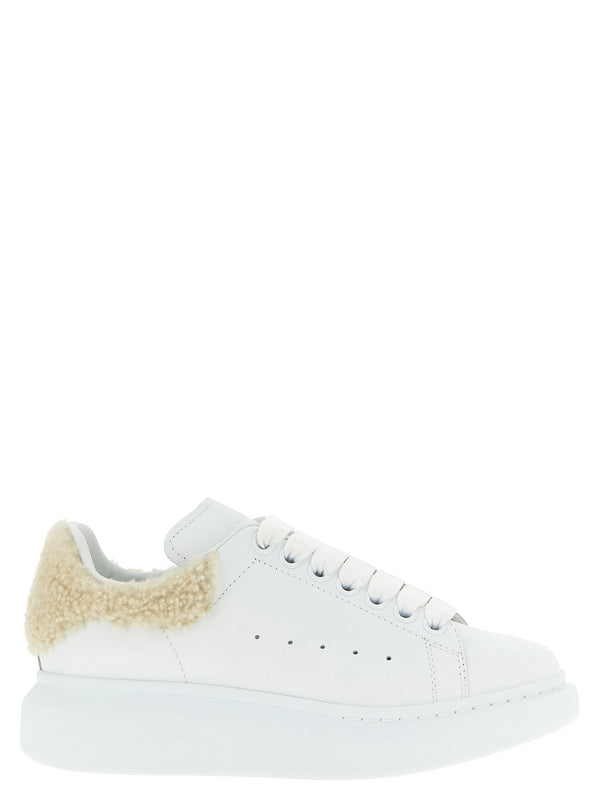 حذاء سنيكرز Alexander McQueen لاري — أبيض