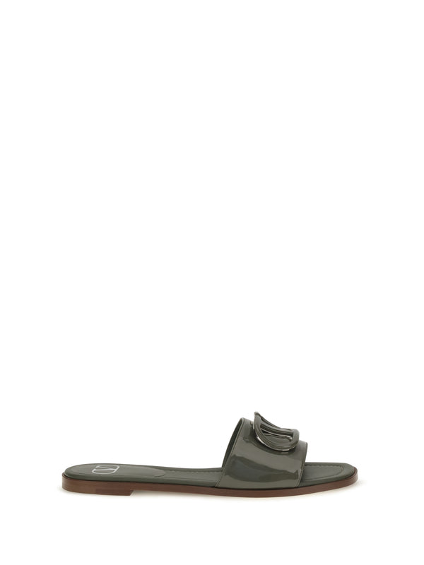 Valentino Garavani Upper: 100% calf leather; Sole: 100% calf leather slide sandal in green