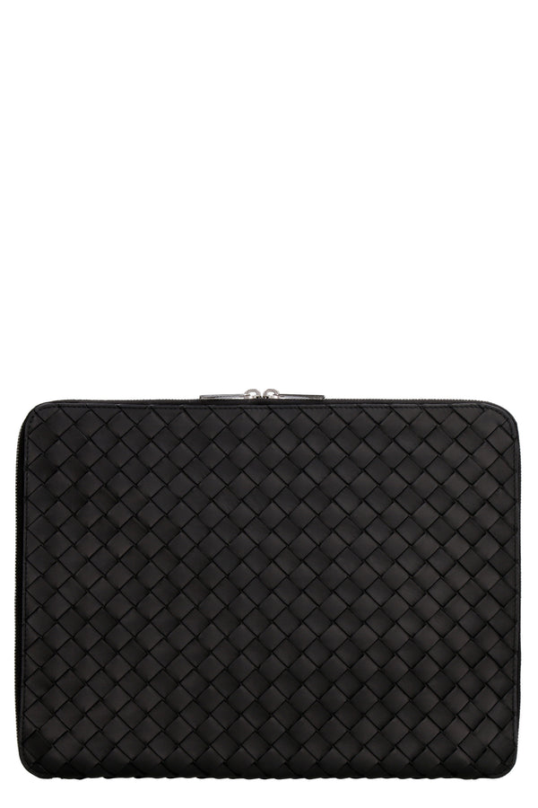 Bottega Veneta Intrecciato Hydrology Document Case Pouch Black Calf Clutch Bags