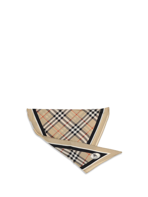 Burberry 100% Silk scarf in beige