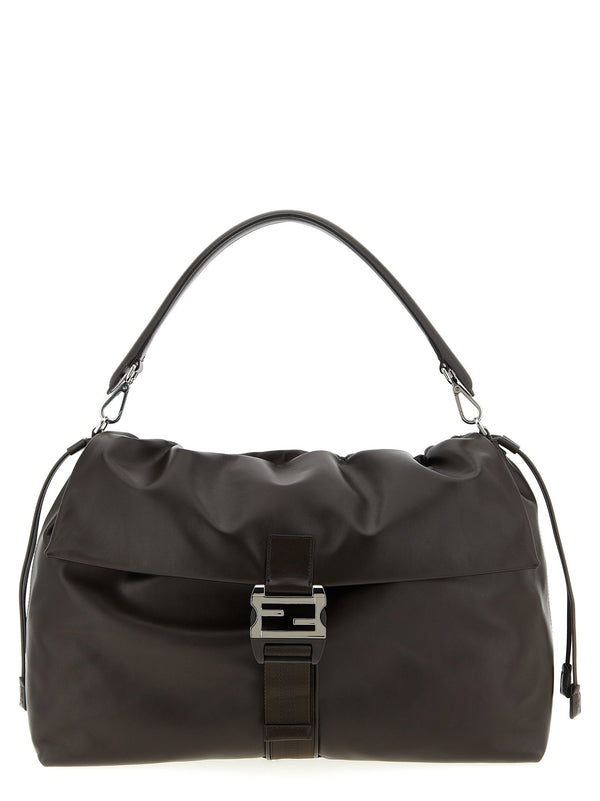 Fendi shoulder bag in black