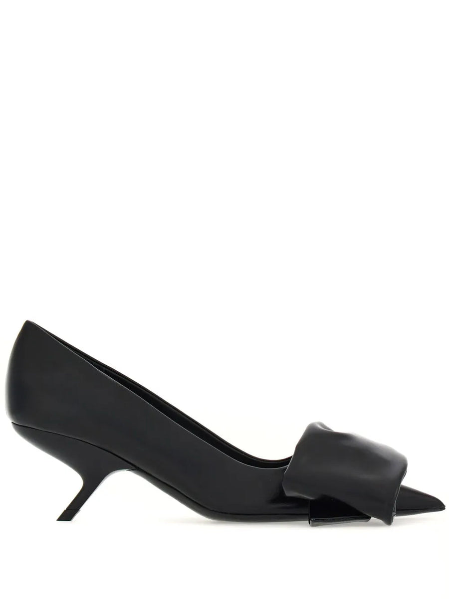 Ferragamo Leather heel in black