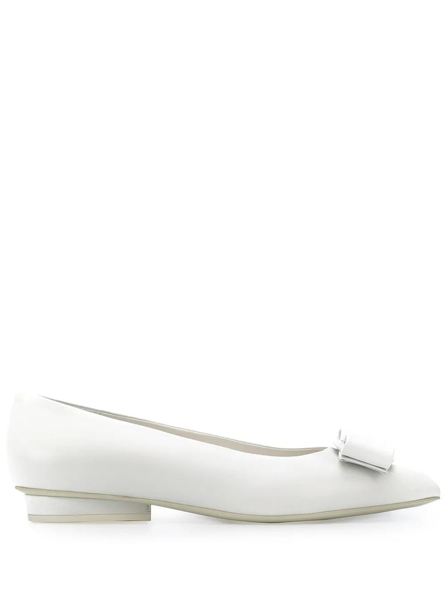 Ferragamo Leather flat in white